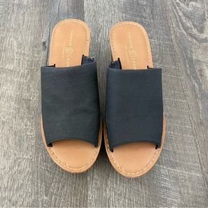 Chinese Laundry mule wedges